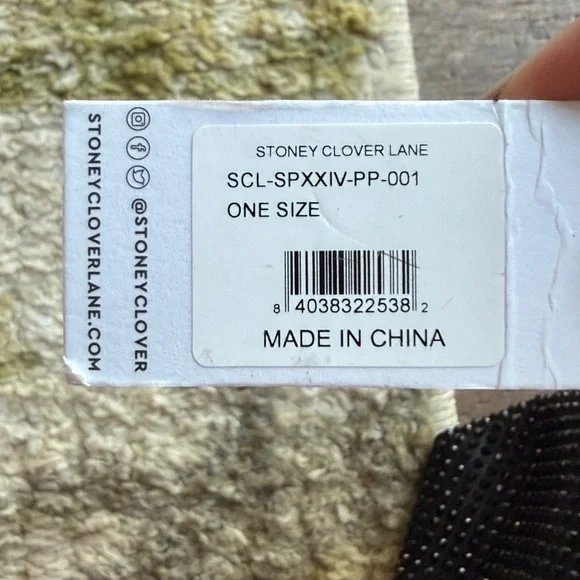 Stoney Clover Ln Pouch - Picture 7 of 8